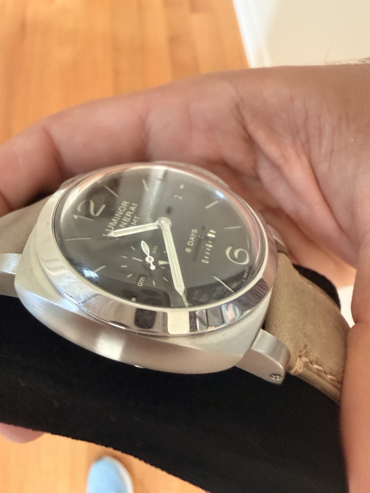 Panerai Luminor 1950 8 Days GMT Pam00233 44MM