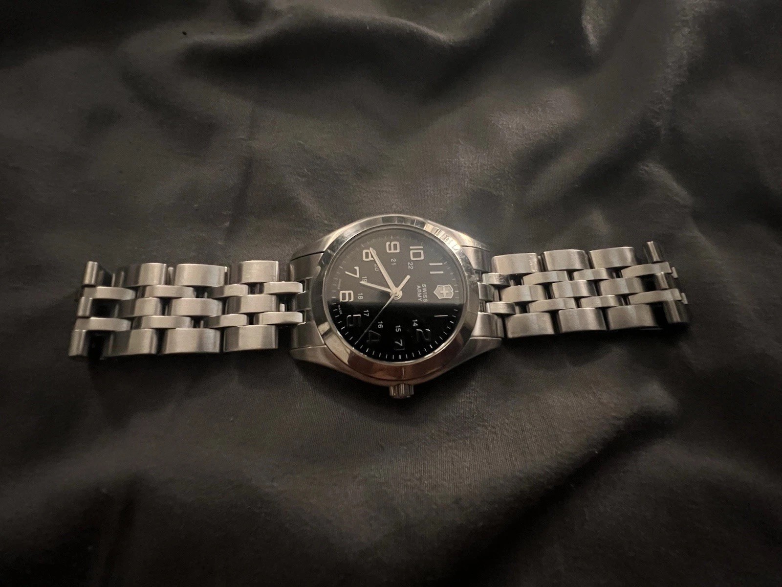Men’s Victorinox Swiss Army Alliance Swiss Made 100m Black Dial Date 38mm Bezel
