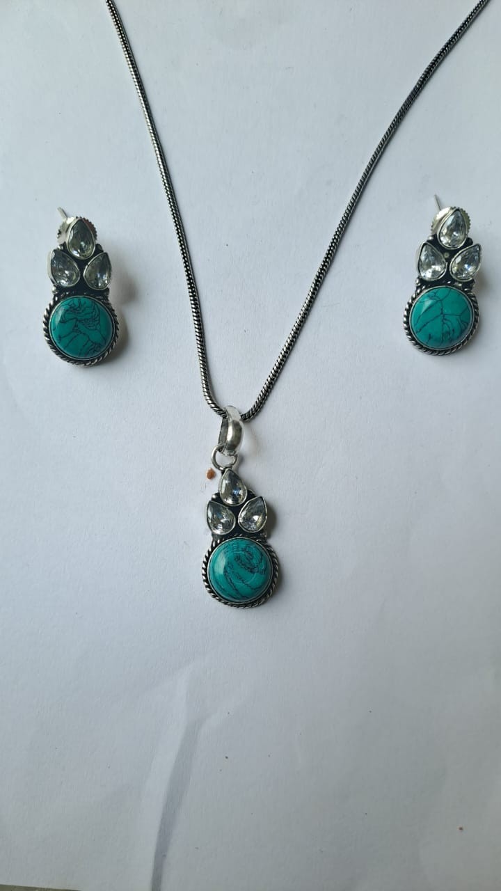 Elegant Indian Drop Earrings, Bridal Jewelry, Traditional Wedding Earrings 234