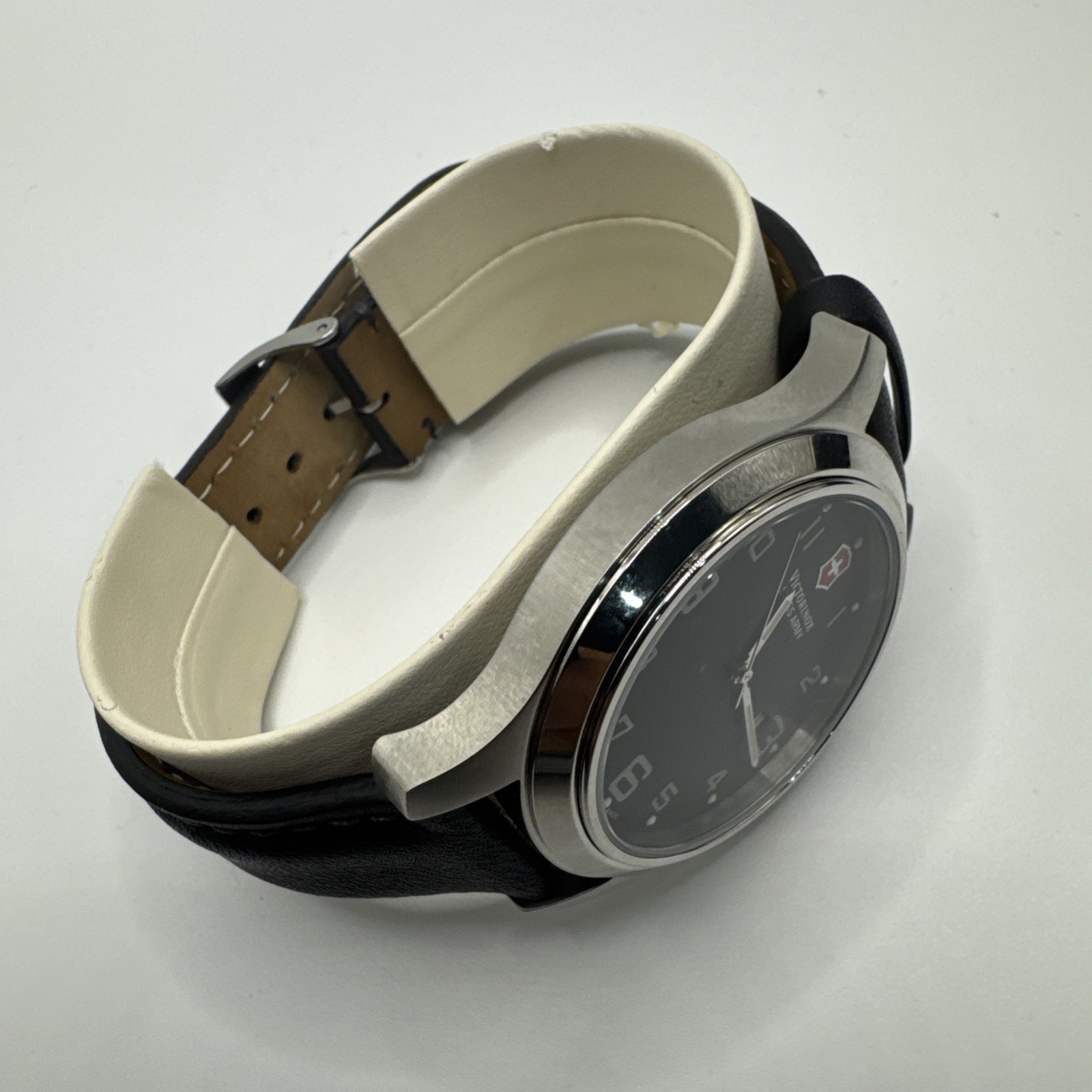 Victorinox Swiss Army Garrison Elegance Leather Strap Watch, Boxed – See Details