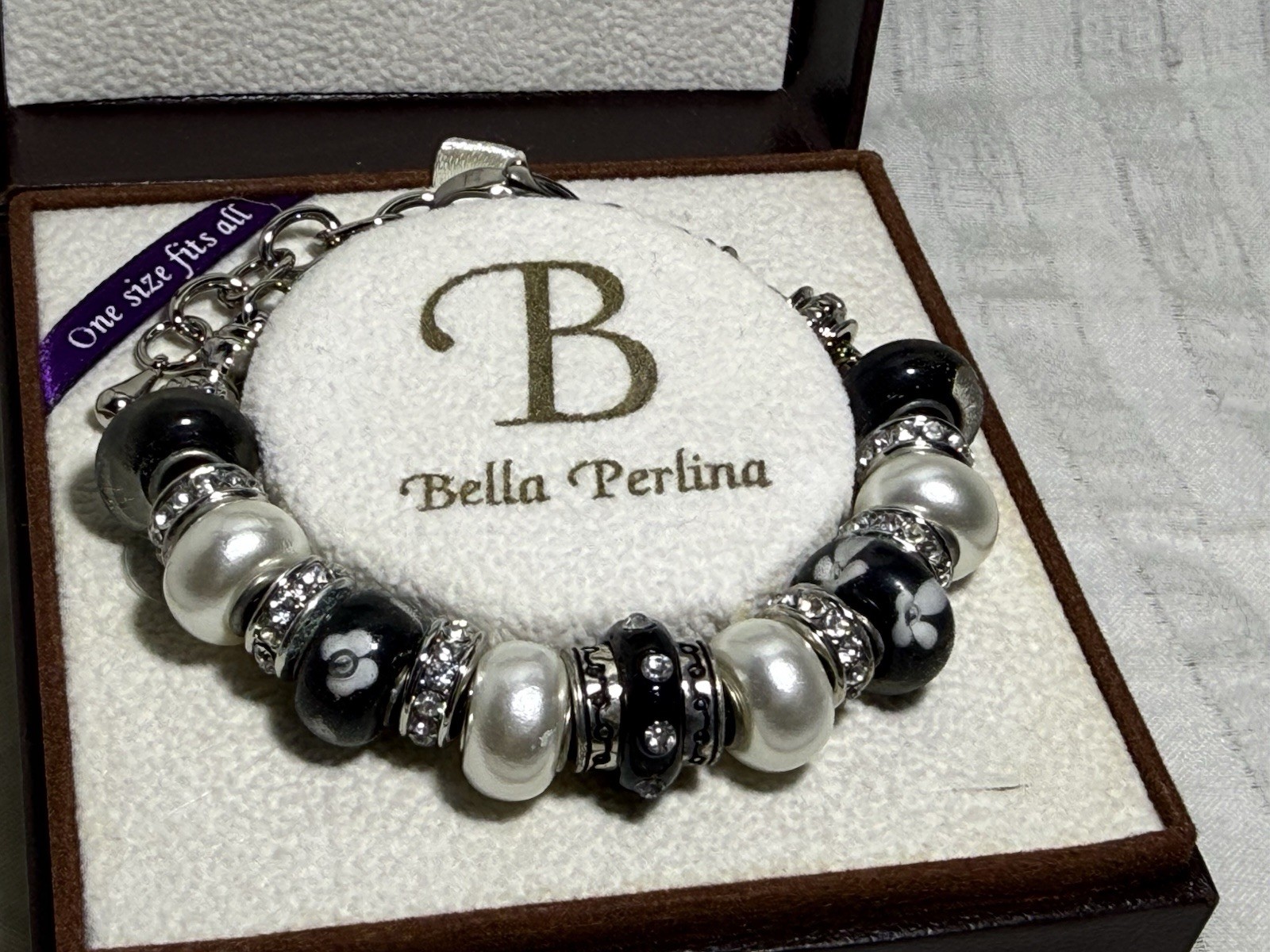 bella perlina charm bracelet