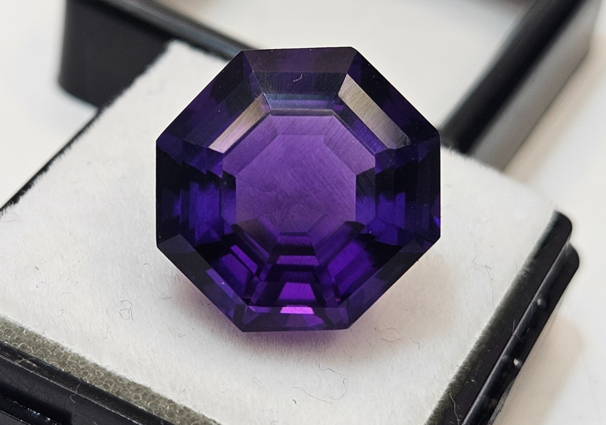 Amethyst 12+ Ct Natural Purple Hexagon Cut Loose Gemstone For Ring & Stud Making