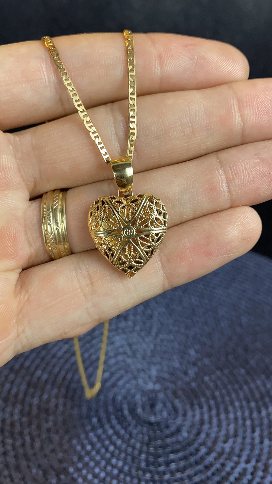 14K Gold Filled Heart Necklace Elegant Charm Mariner Chain for Womens Girls