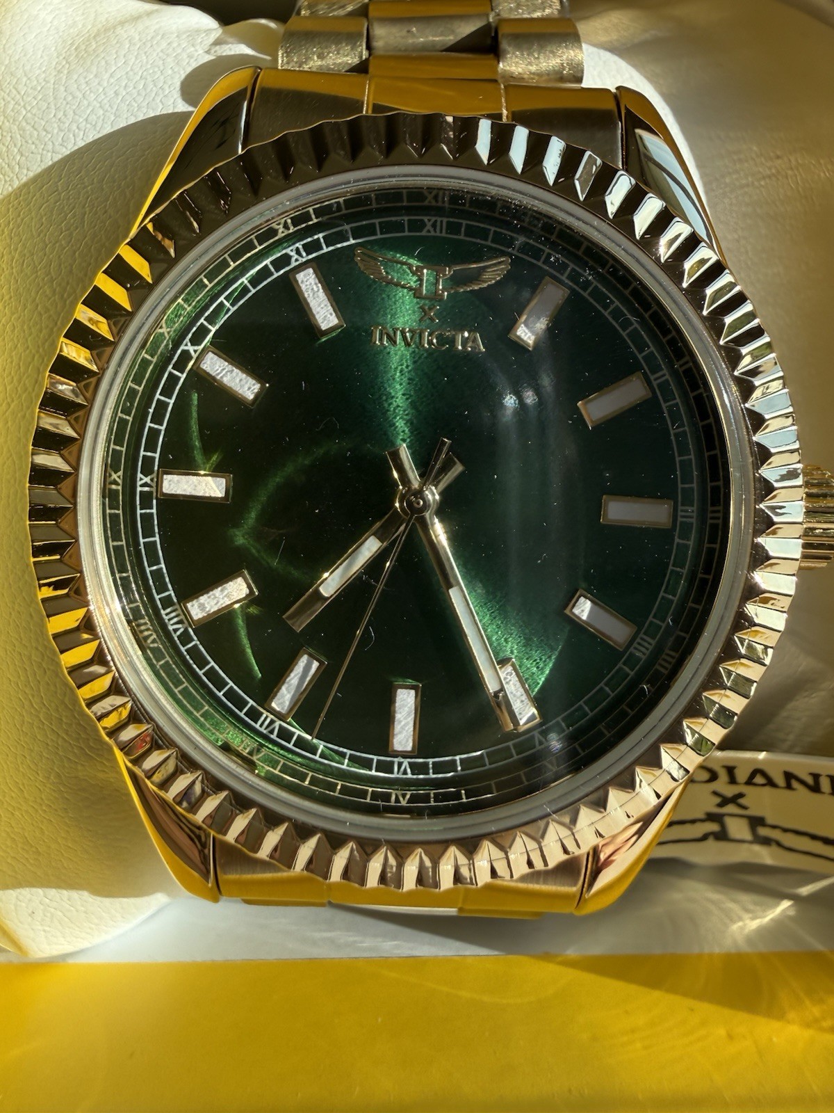Invicta Men’s Watch Specialty I by Invicta Green Dial Yellow Gold Bracelet 69008