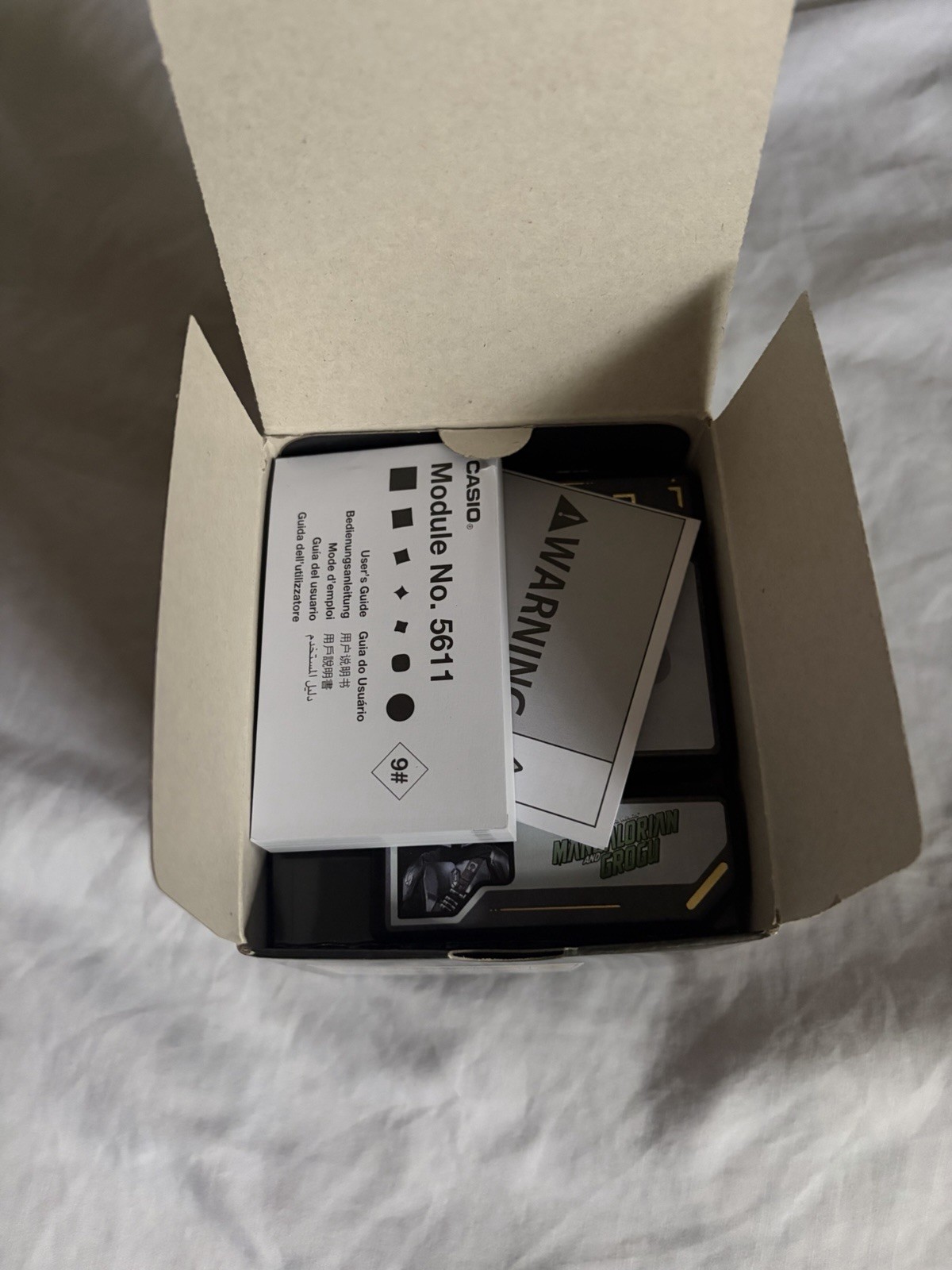 Casio G-SHOCK GM-2100 Star Wars Mandalorian & Grogu 200m Box Manual