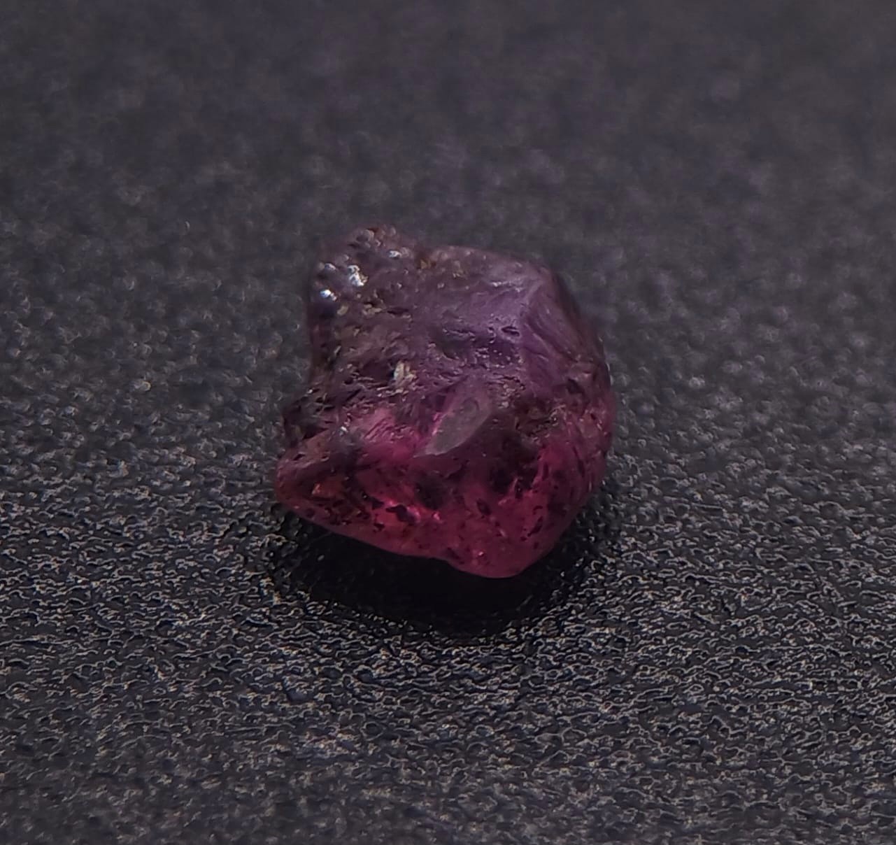 NATURAL AUSTRALIAN Rough Fancy Vivid Lavander Purple Sapphire 1.32ct Unheated G