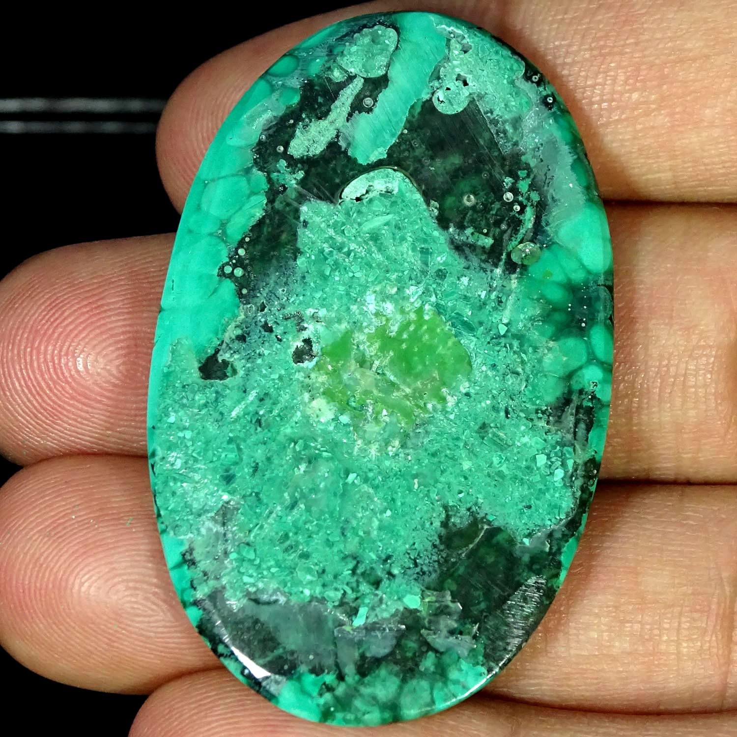 99.20Cts 100% Natural Designer Malachite Oval Cabochon Gemstone 29X48X6MM