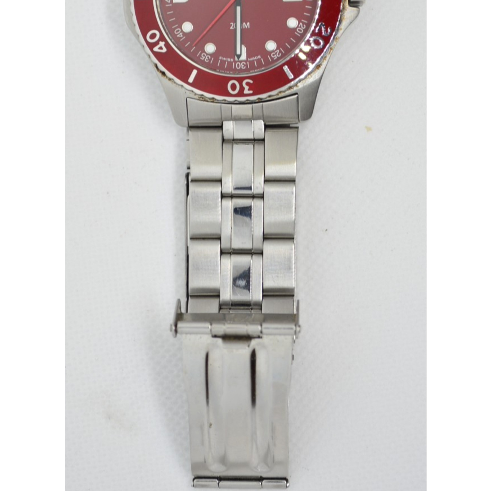 Swiss Military Mens Watch 095-1674 Red Dial Stainless Steel Quartz Fresh Battery