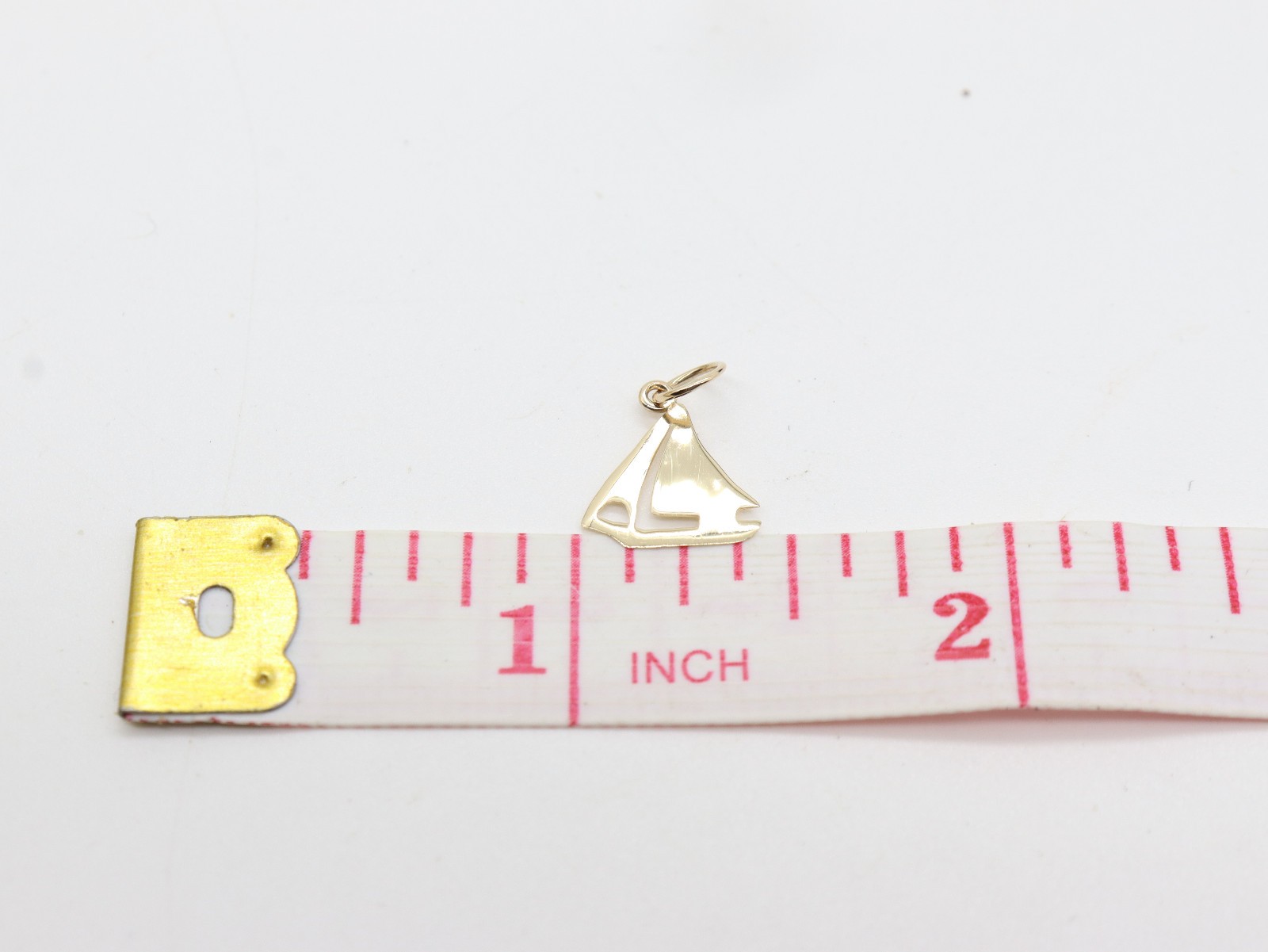 Petite 14K Yellow Gold 1/2″ Sailboat Pendant Charm 0.22 grams