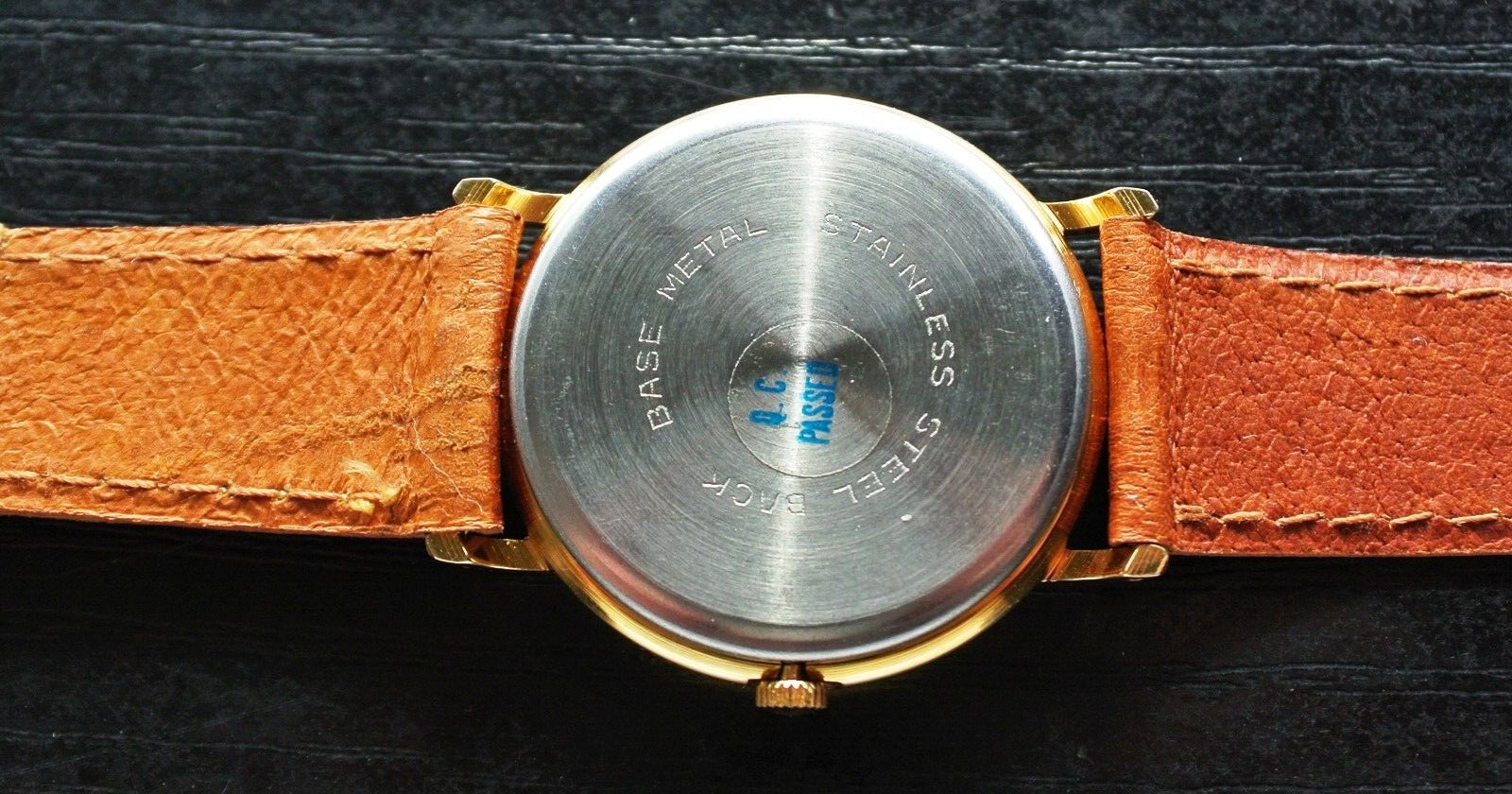 VINTAGE LYRIC ELEGANT MOON PHASE DIAL QUARTZ MEN’S GOLDEN LEATHER DRESS WATCH