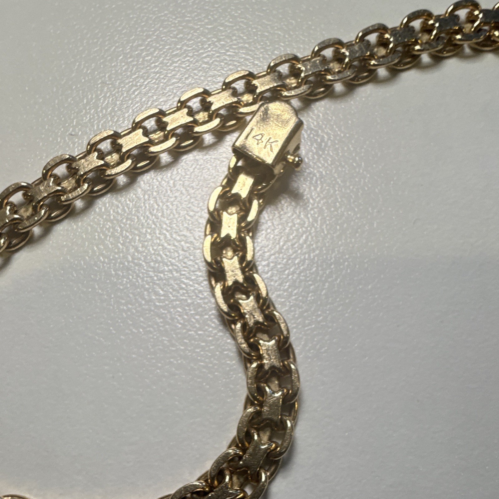 14k Yellow vintage 1967 flat bismarck link bracelet 12.4 grams pat3308517