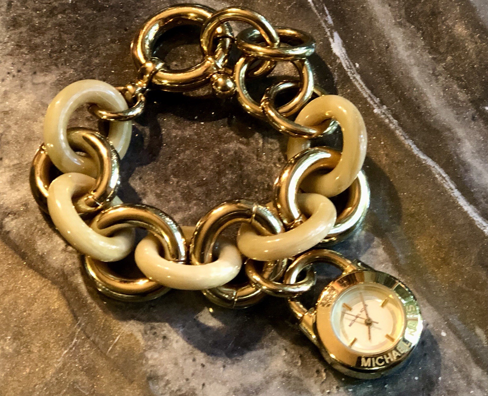 🍯✨RARE NOS w/ Box VINTAGE MICHAEL KORS Gold Chain Link CHARM BRACELET WATCH 🛍️