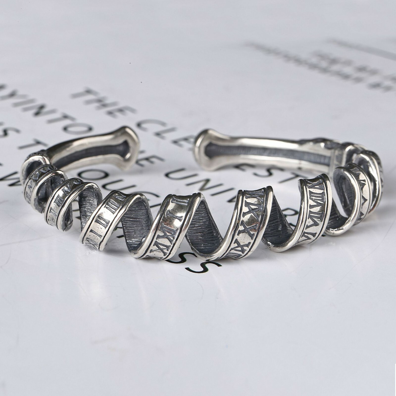 A24 Spiral Bracelet with Roman Numerals 56mm Silver 925