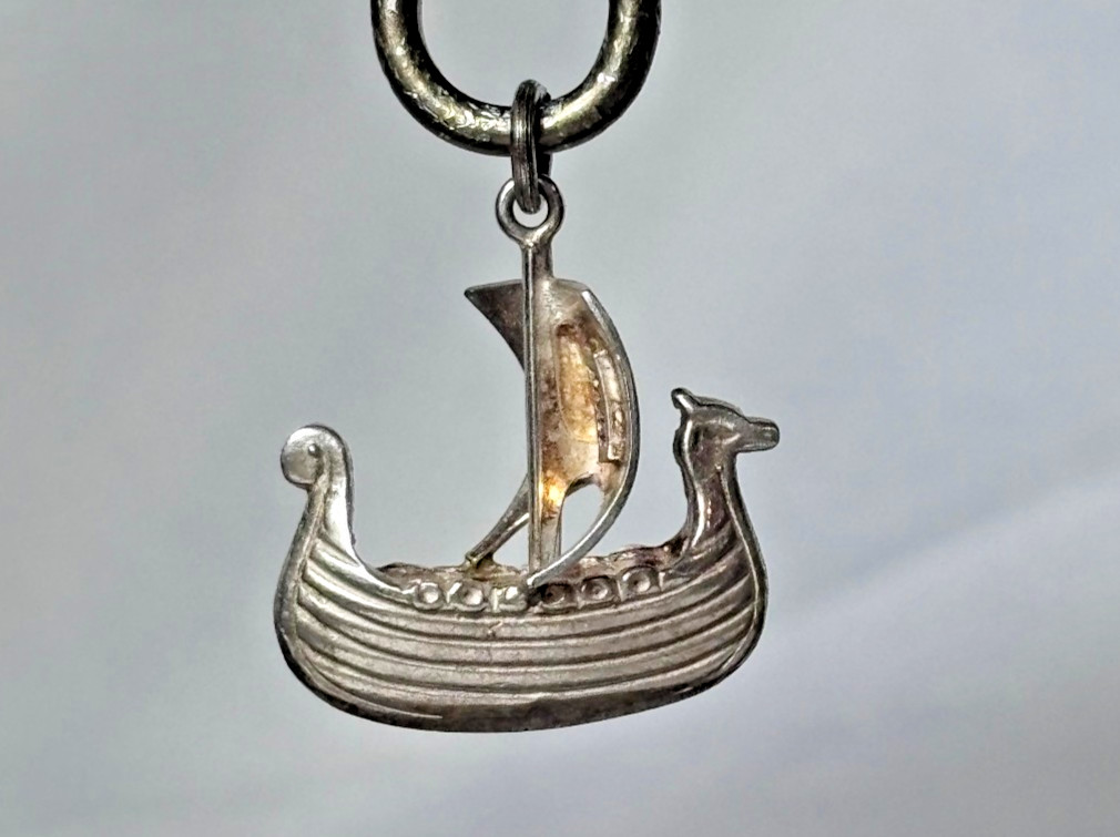 Sterling Silver VIKING SHIP Pendant 3.7 G Charm