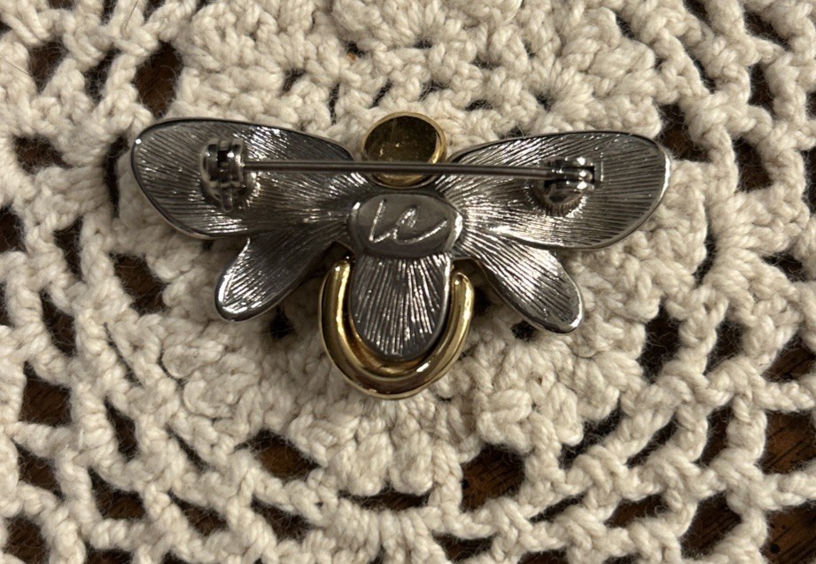 Vintage Liz Claiborne Silver Tone & Gold Tone Bumble Bee Brooch Pin 1.5″