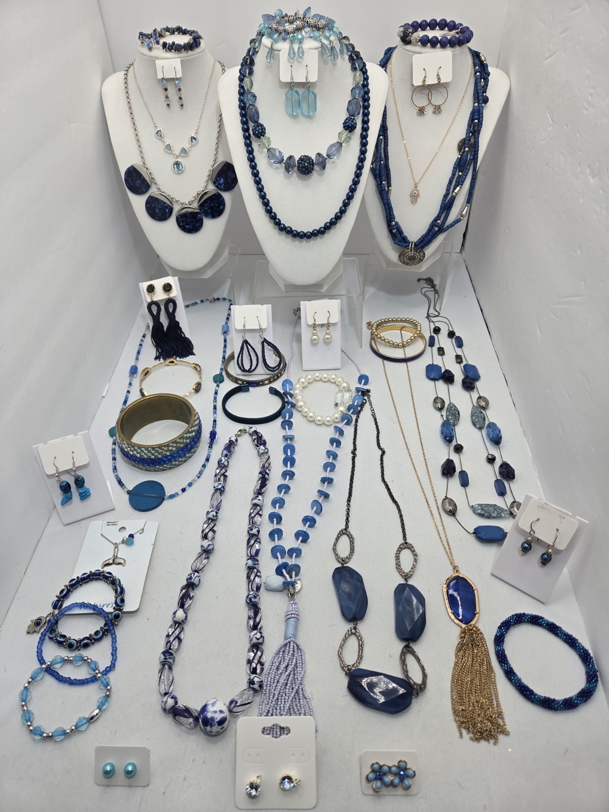 HUGE ​36pc Vintage & Modern Jewelry Lot CHICO’S J CREW VERA B NRT Necklaces Ear