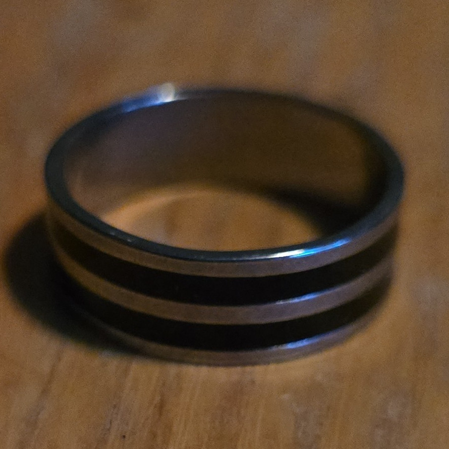 Black & Silver Tone Double Stripe Metal Band Ring Size 9.25 No Stone