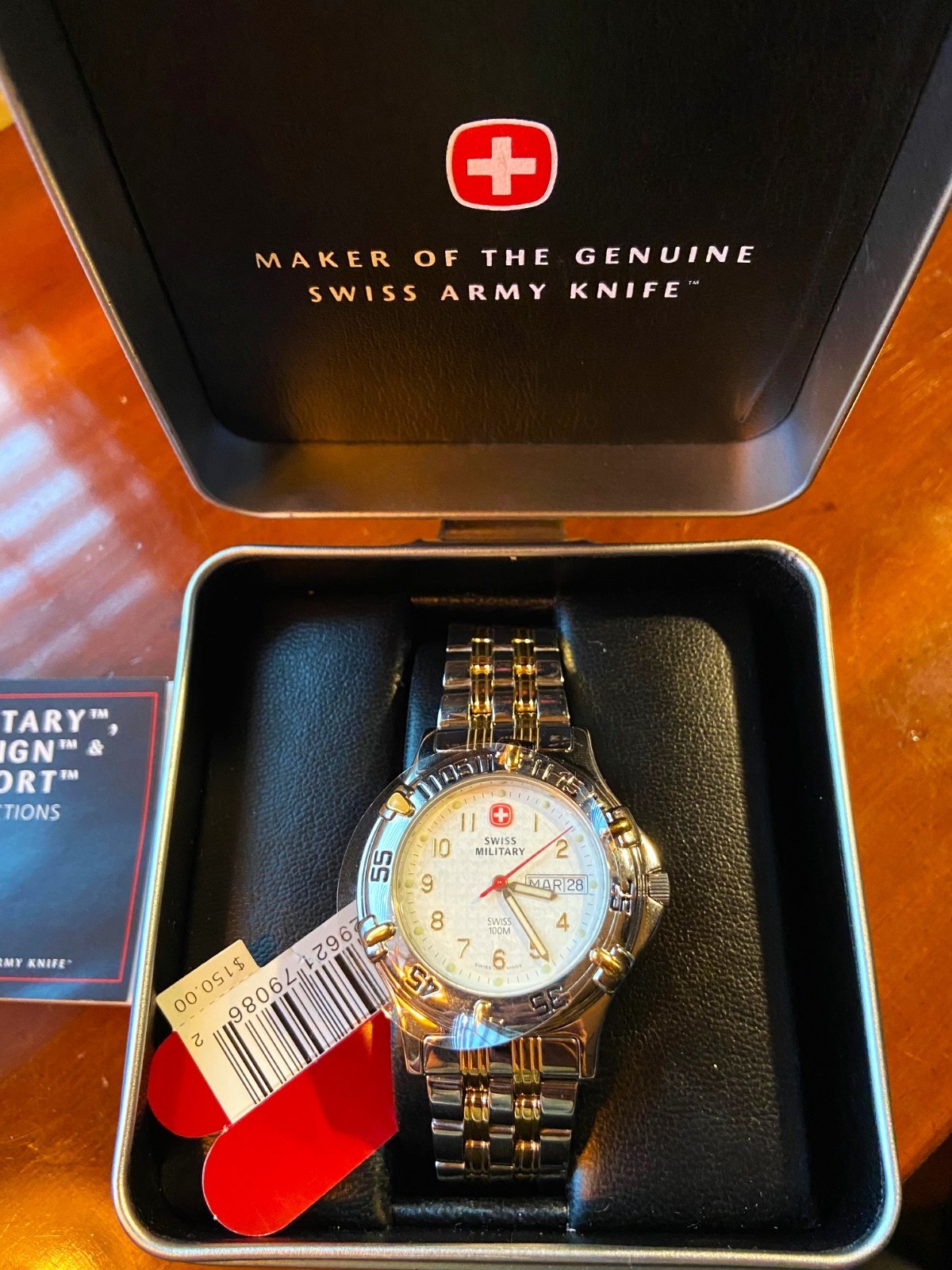 NEW SWISS MILITARY Quartz Analog Men’s Watch IN BOX WITH ORIGINAL PAPERS/MANUAL