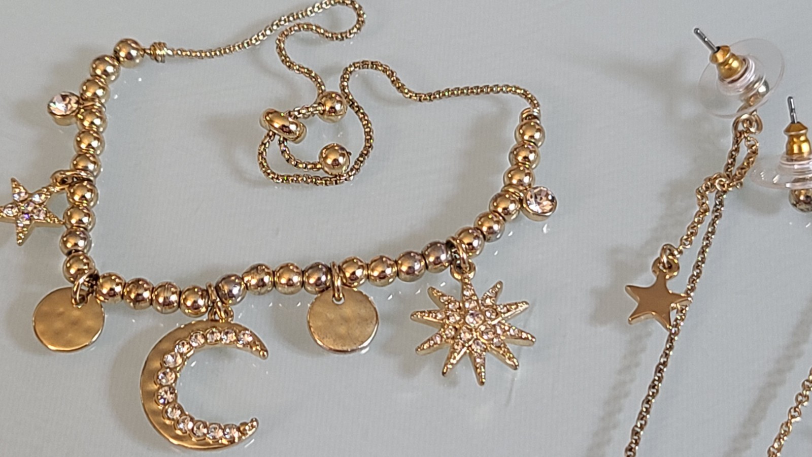 Vintage Unsigned Celestial Moon & Stars Necklace Silver Tone Baroque Pearl Resin
