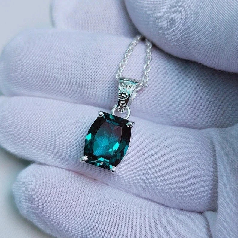 20 Ct Natural Teal Green Sapphire Gemstone Sterling Silver Pendant With Chain