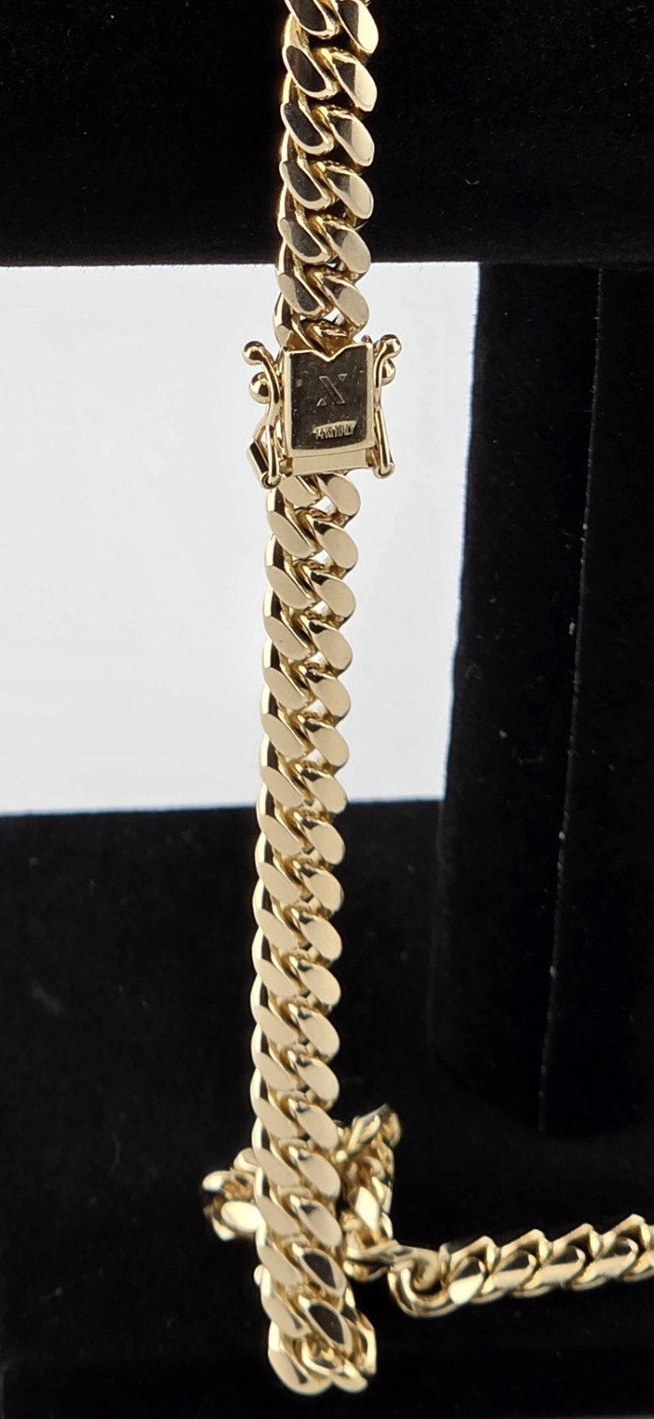 Miami Cuban Chain 14K Yellow Gold with Box Lock 22″ 6.80mm 79 grams