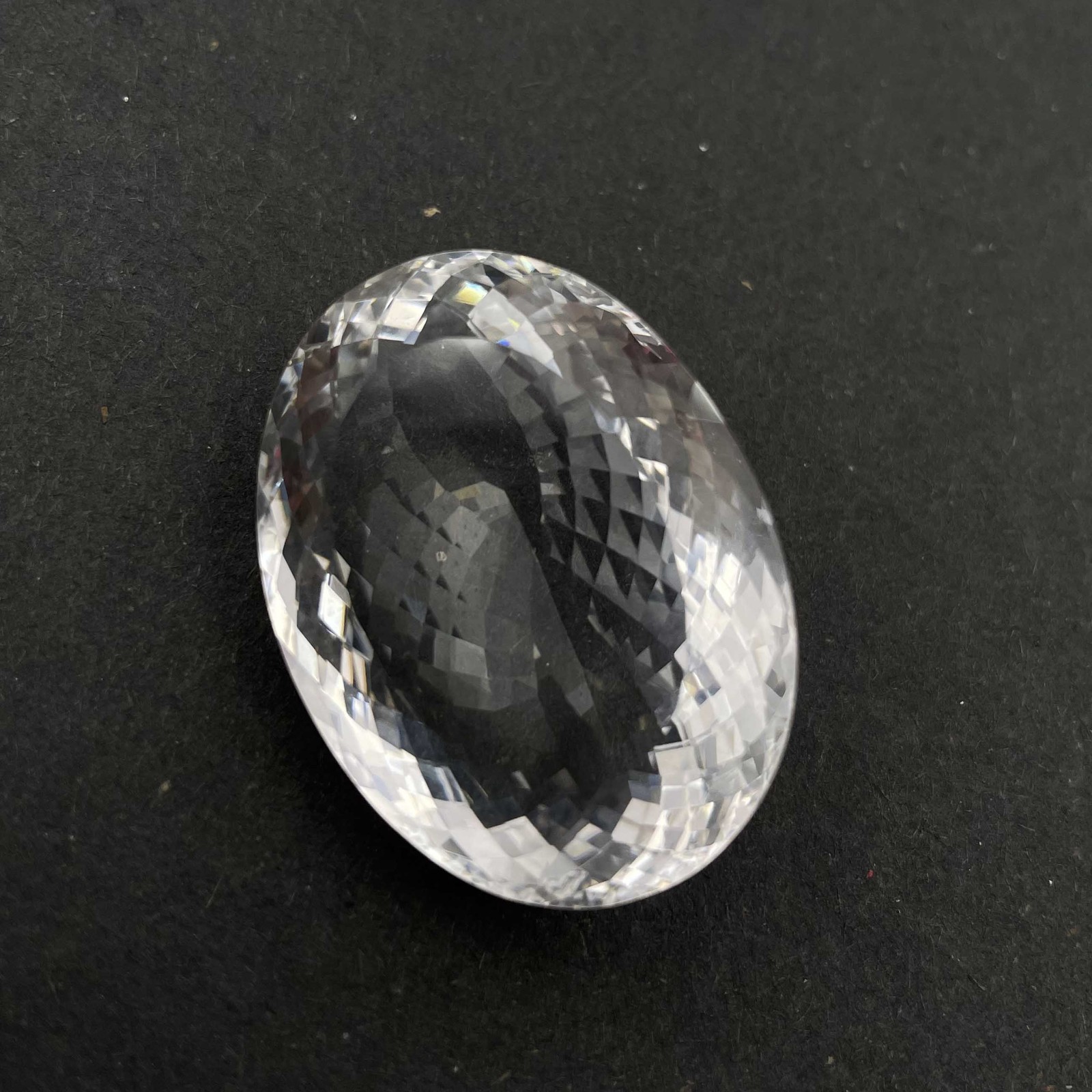 Natural Crystal Quartz Oval Cut Flawless Gemstone 25*37 MM 109 CT