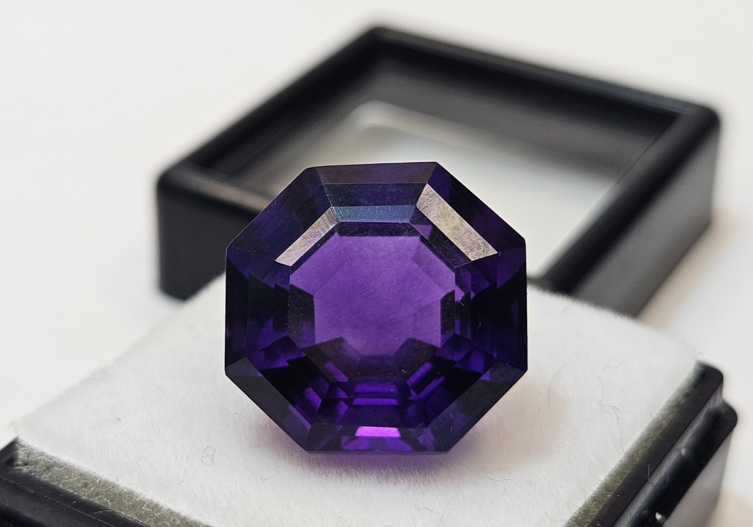 Amethyst 12+ Ct Natural Purple Hexagon Cut Loose Gemstone For Ring & Stud Making
