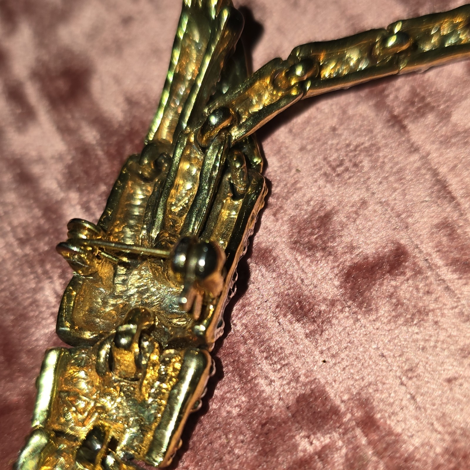 Gold Tone Leopard Pavé Clear Rhinestone Stick Pin Brooch with Green Eyes