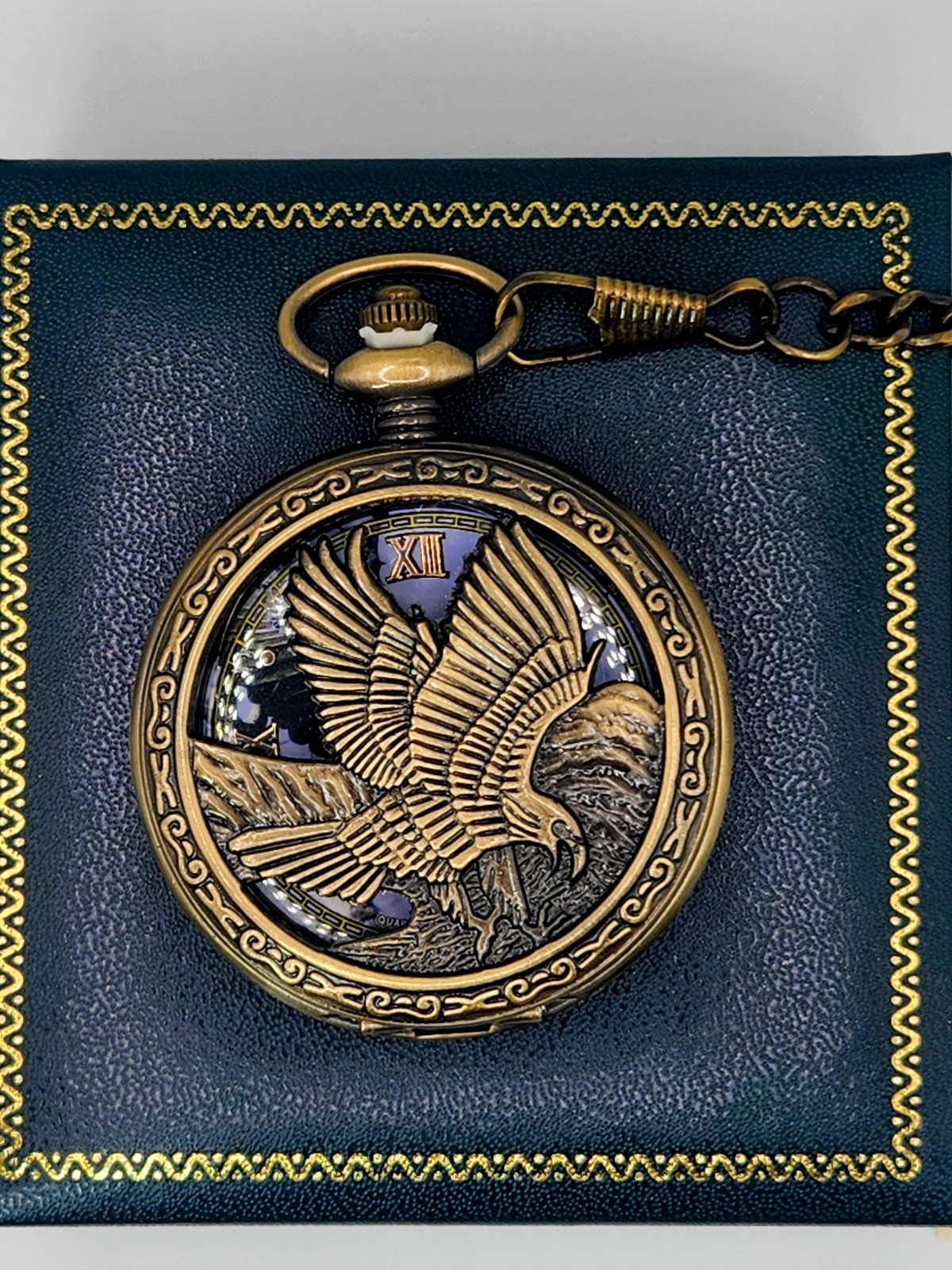American Bald Eagle Pocket Watch Flying Raptor Vintage Style Bronze Collectible