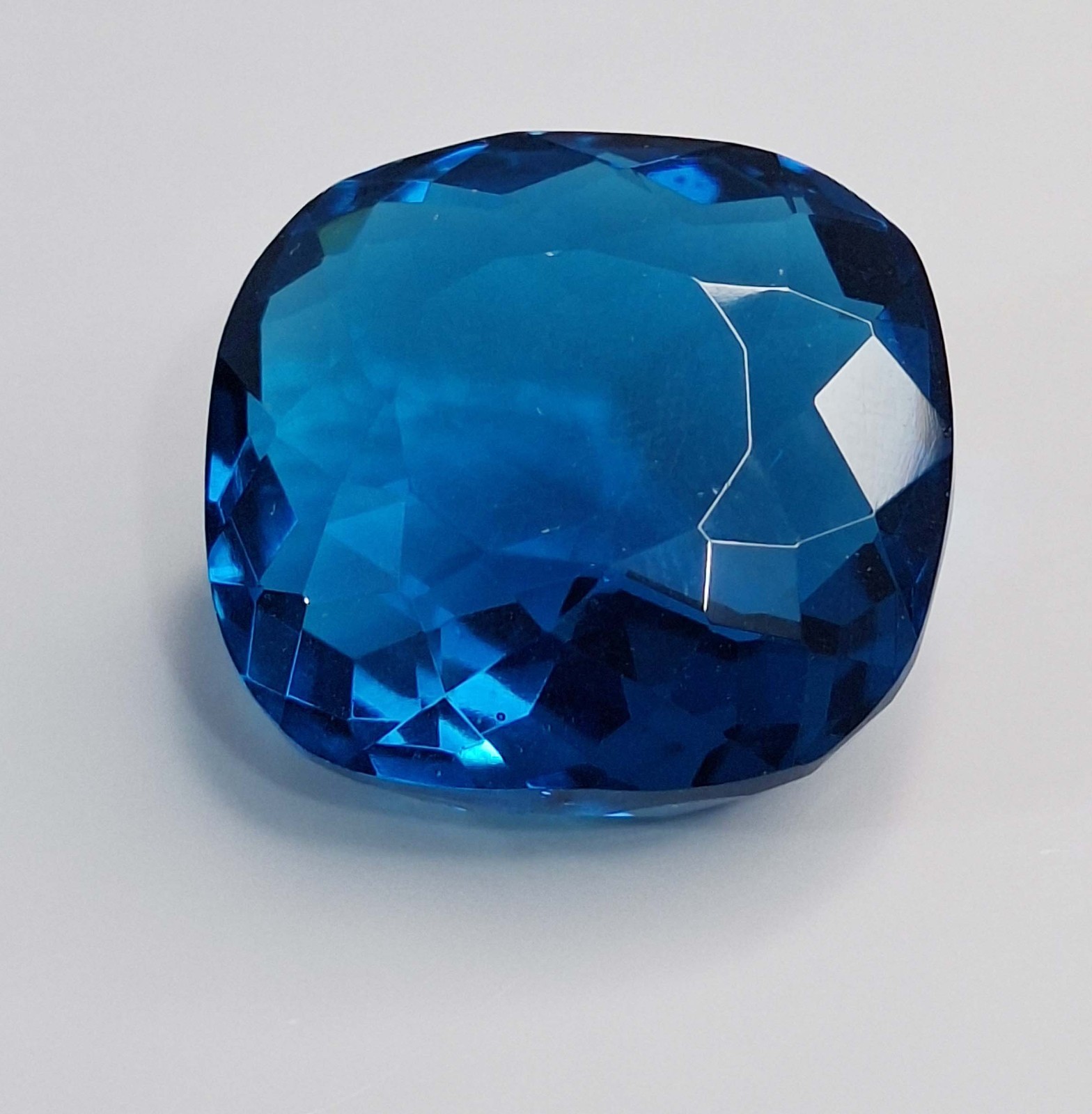 58-60 Ct Brilliant Blue Indicolite Tourmaline Cushion Cut Loose Gemstone SP214