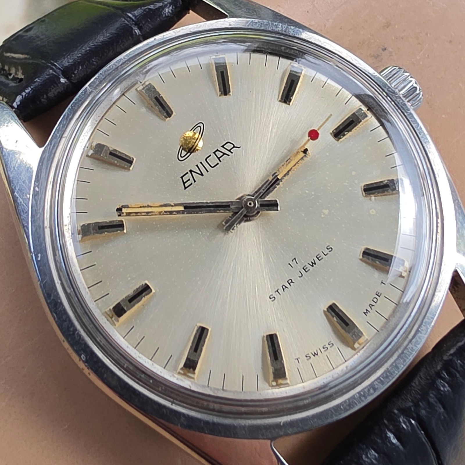 Vintage ENICAR Ocean Pearl men’s manual wind watch AR-160 swiss made 1970s