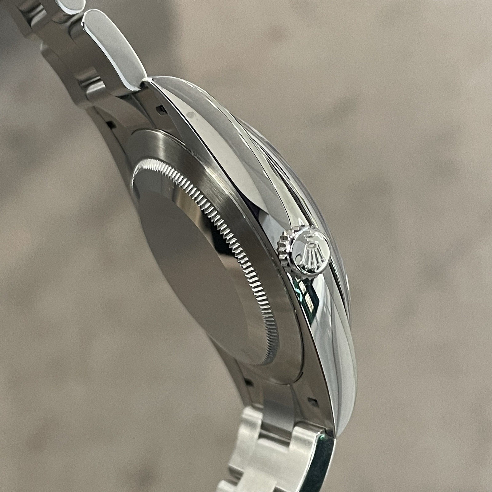 ROLEX OYSTER PERPETUAL 41mm TURQUOISE BLUE DIAL ref: 124300