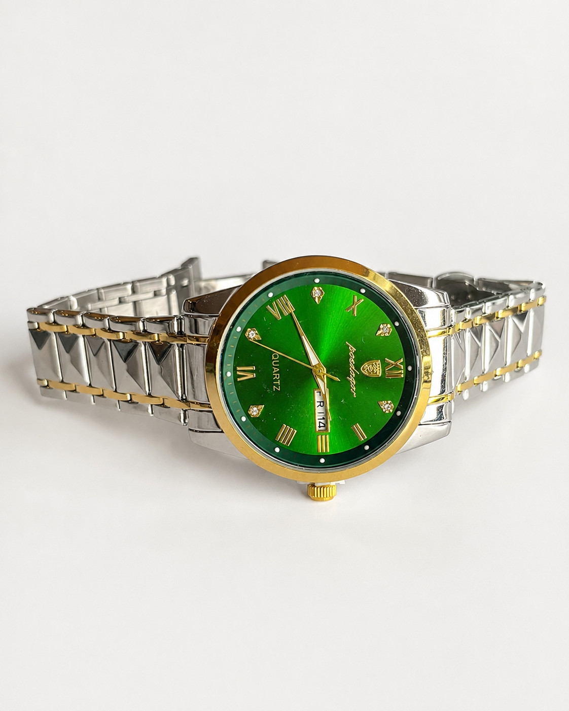 Poedagar Men’s Luxury Quartz Watch Stainless Steel Waterproof Luminous Sport