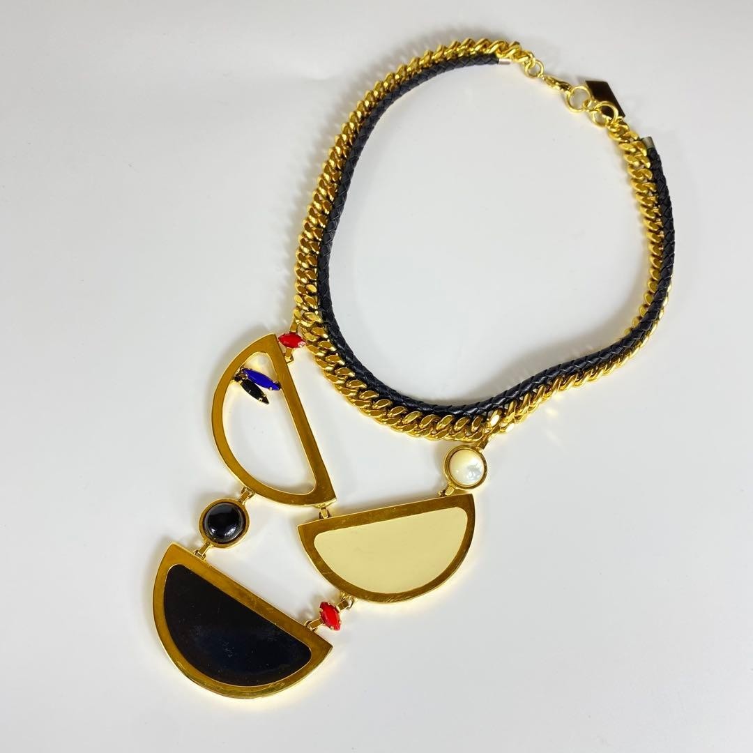 Lizzie Fortunato Necklace Gold Tone Large Pendant Fashion Jewelry 46cm Used