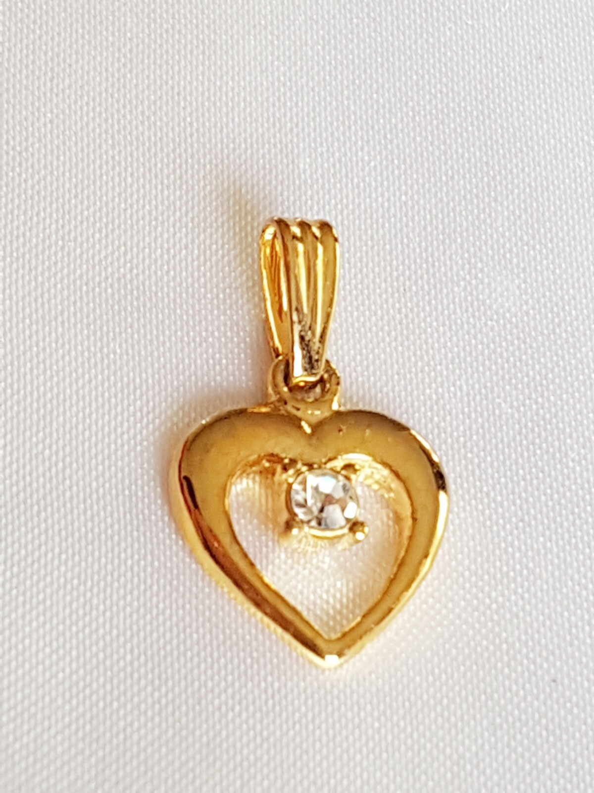 Pendant ~ Heart ~ Sparkling Diamante ~ Gold Plated