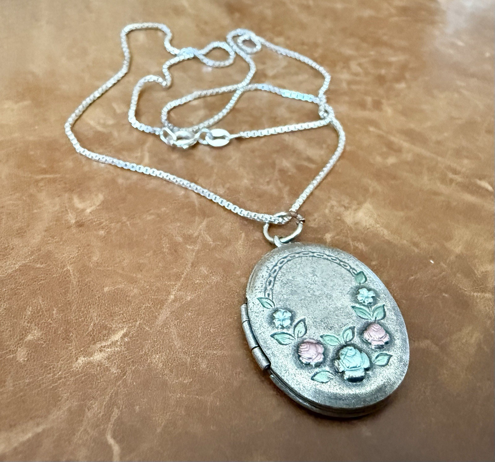 Antique Sterling Silver Enamel Rose Motif Photo Medallion Pendant Necklace 18”in
