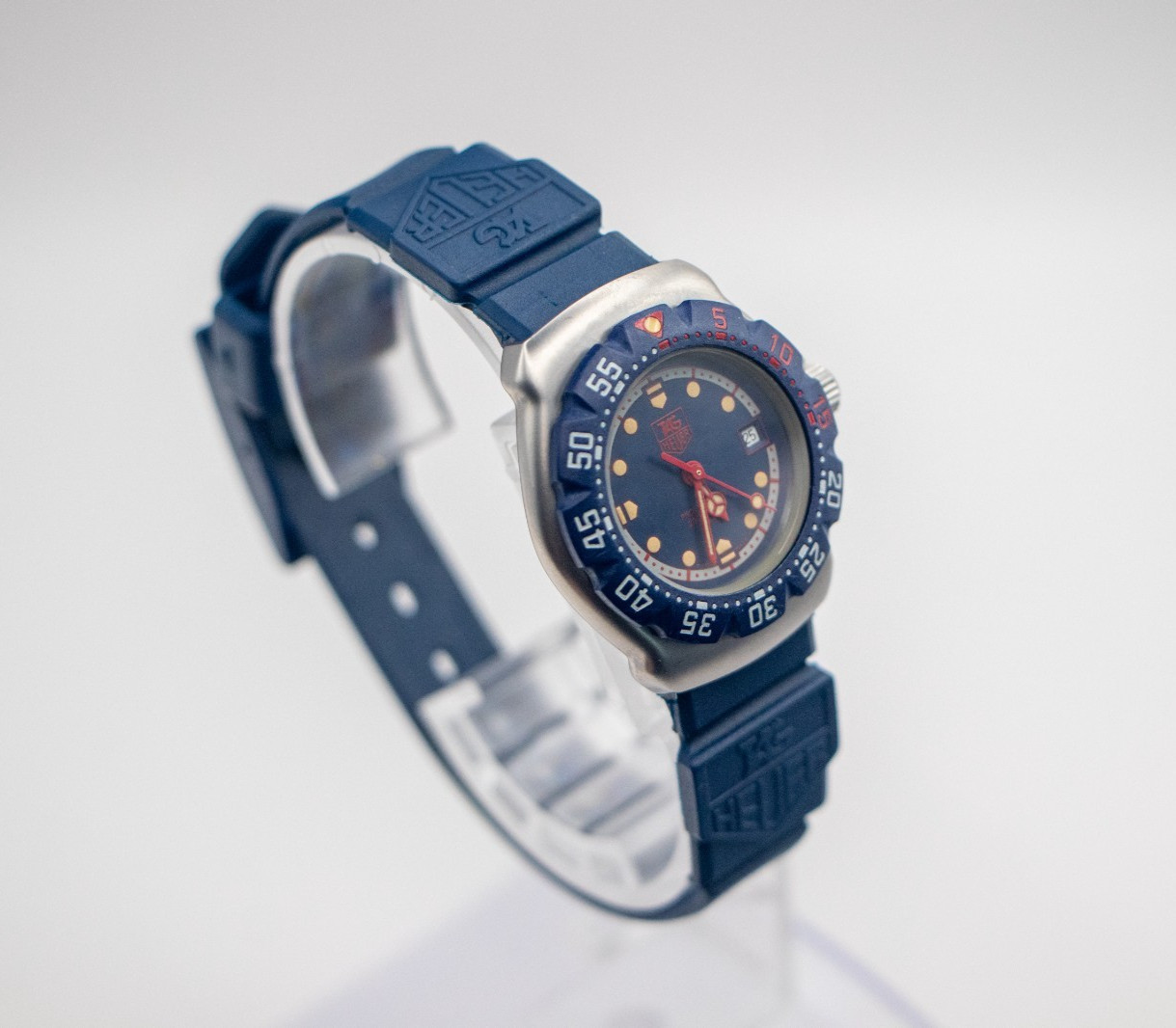 TAG Heuer WA1410 Formula 1 Professional Blue Dial 200M Vintage Quartz