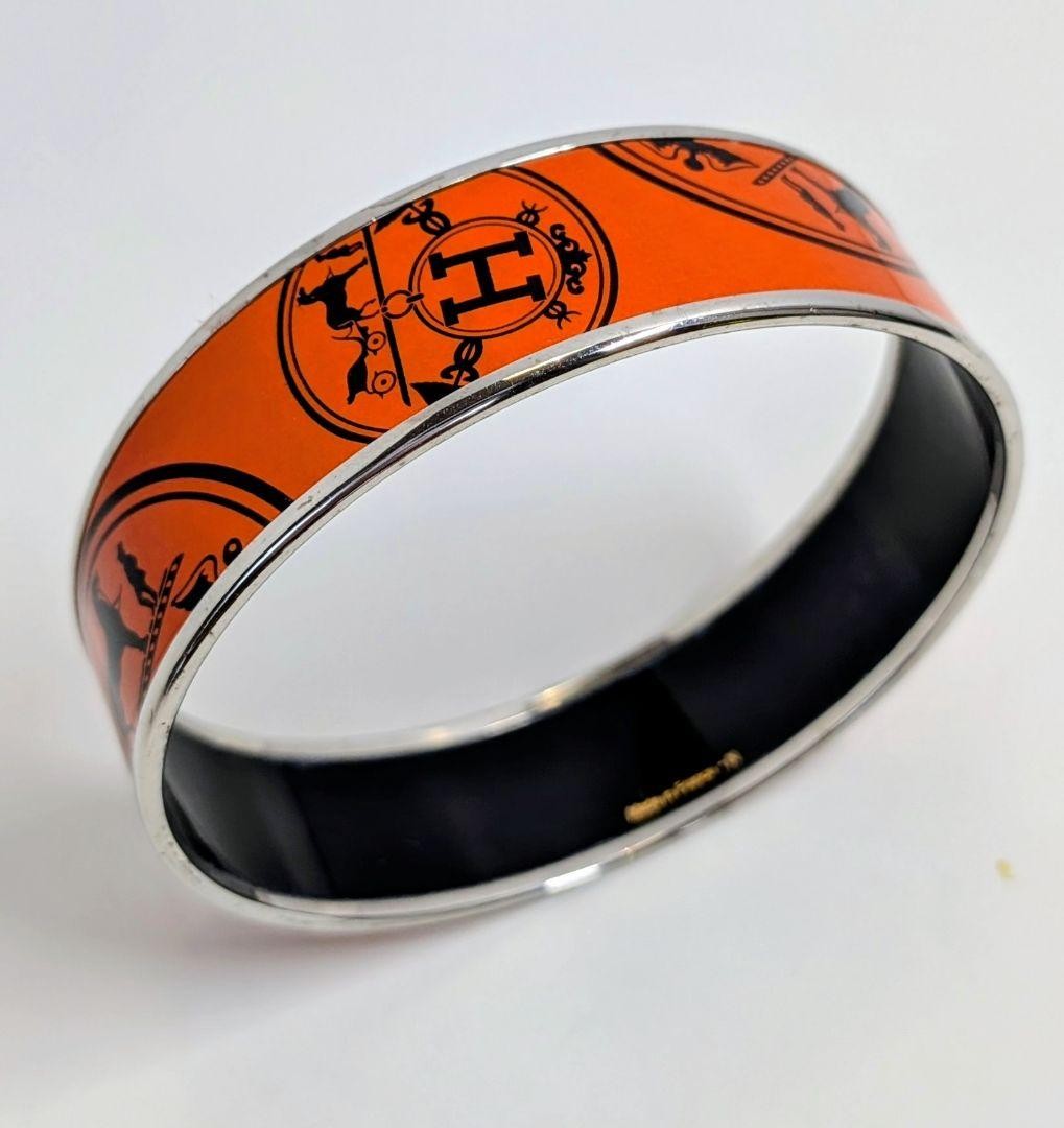 HERMES Emaiyu Cloisonné GM Orange Logo Carriage Bangle