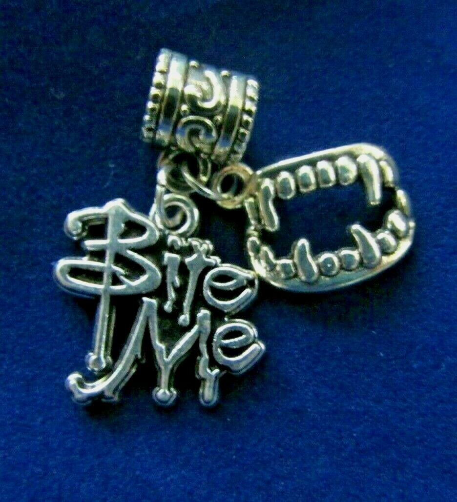 GOTHIC HALLOWEEN CHARM BITE ME VAMPIRE TEETH EUROPEAN DANGLE PENDANT 1PC +Bag