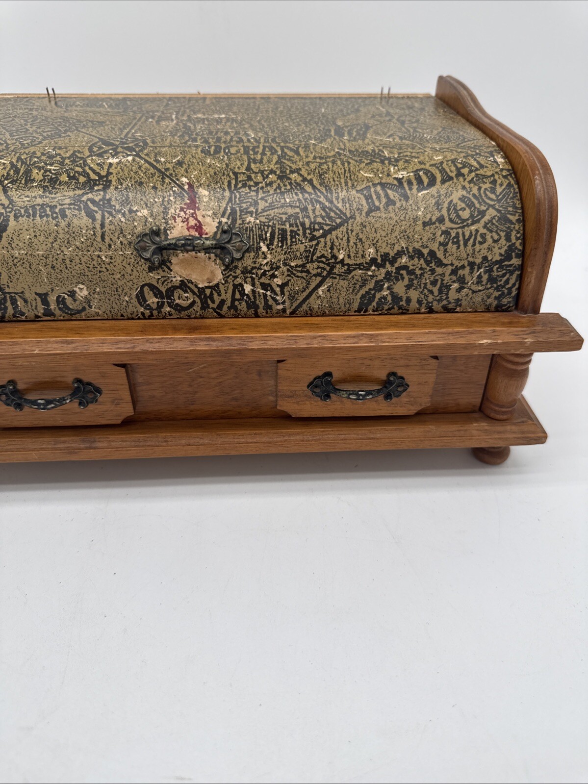 Wooden Old World Map Jewelry Box Approx 11’x8″ Hinged Top and 1 Drawer