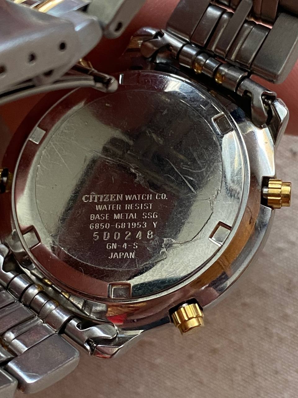 Citizen 6850-G81953 Y Chronograph Alarm WR100 Two-Tone Men’s Watch Quartz