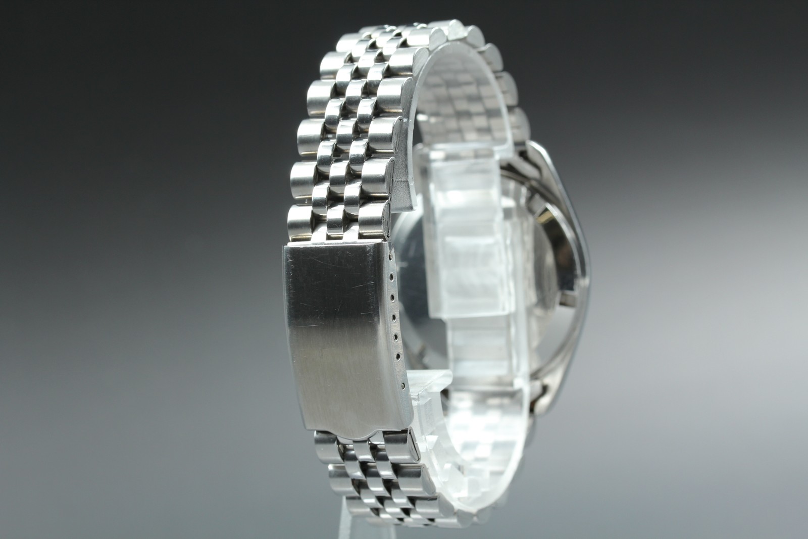 1970 Near MINT OMEGA Seamaster 35mm 166.067 Automatic Silver Dial Men’s Vintage