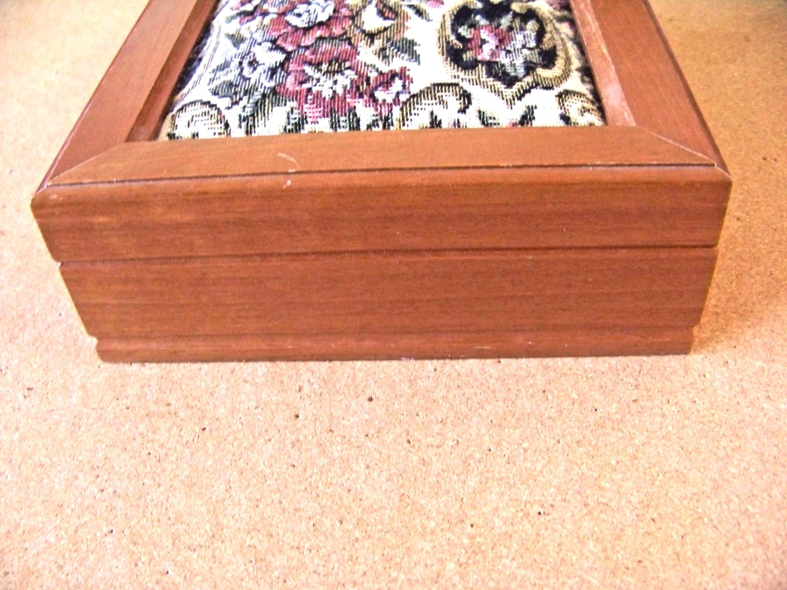 wood jewelry box with padded top rings earrings misc. mirror inside of lid
