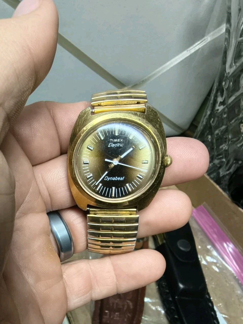 Vintage 1976 Timex Electric Dynabeat Mens Watch Brown Fume Dial Gold Tone Case