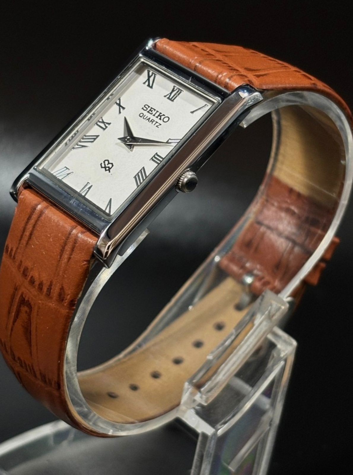 Vintage Rare Seiko Slim Quartz Men’s Wrist Watch With Free DDP Shipping