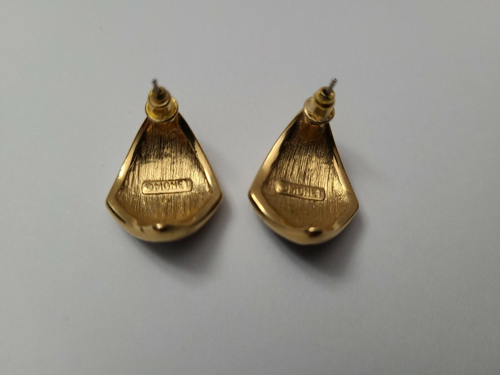 Monet Gold Tone And Black Enamel Kite Shaped Earrings 1″ x .75″ Dressy Classy