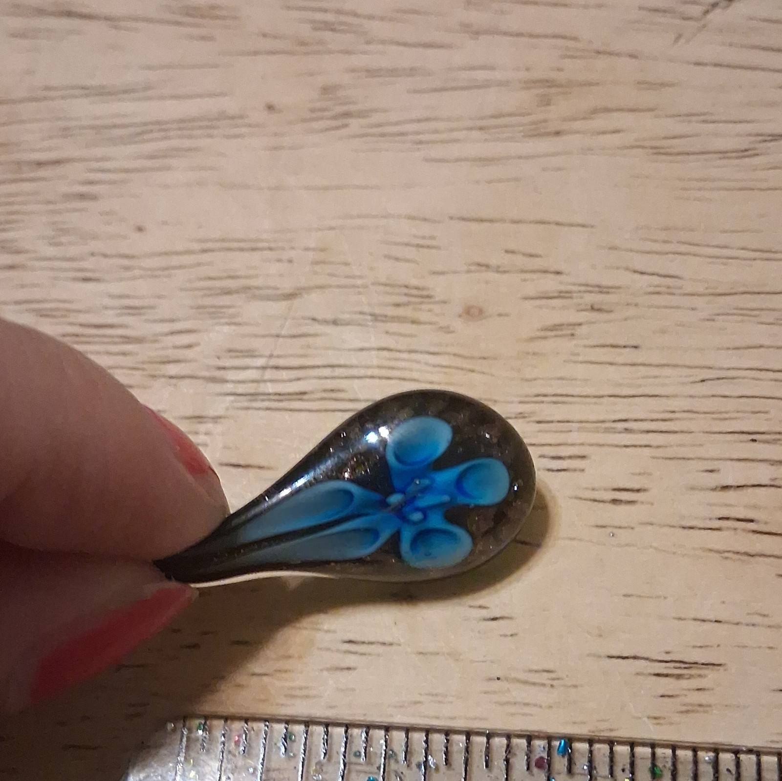 Black & Blue Teardrop Glass Charm Pendant w/ Loop Flower Theme Small Scratch