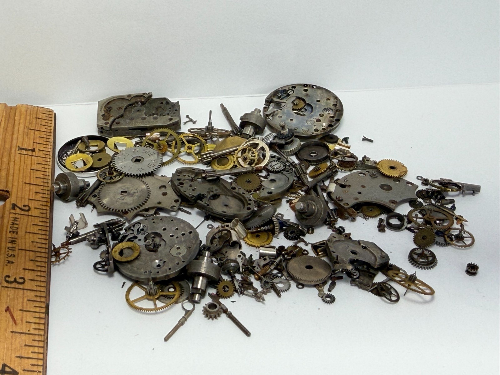 45 Grams VTG Watch Parts Steampunk Wheels Gear Movements Watchmakers Art Lot A
