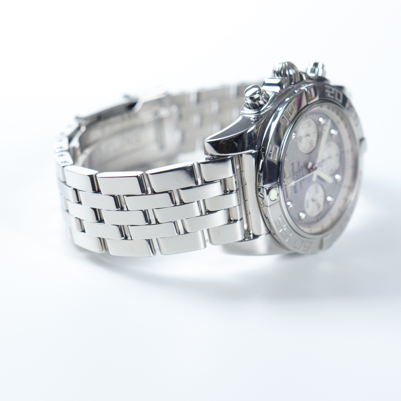 Breitling Chronomat 41 | Mother of Pearl Diamond Dial | 2019 | Ref. AB0140