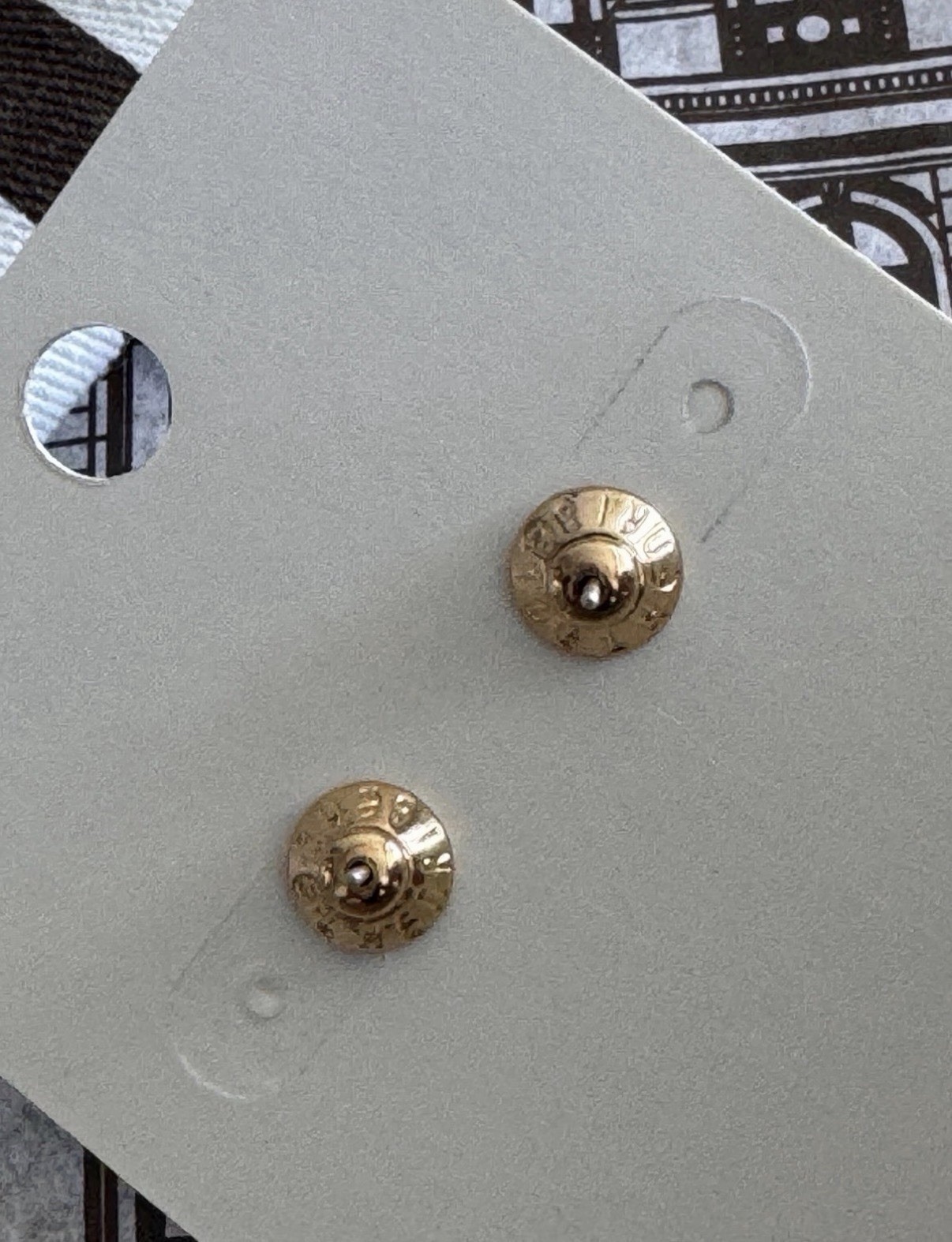 NEW Henri Bendel Pave Signature Stud Round Shape Earrings New! Yellow Gold Color